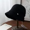Sombrero de Pescador de Lana a la Moda con Respaldo Plegable Estilo Japonés para Mujer, Elegante y Versátil Sombrero de Cubo Tejido para Calidez Invernal