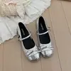 Sapatos Femininos Mary Jane Estilo Francês Retrô Celebridade da Internet Ballet Verão Novo Saia Feminina com Sapatos Baixos
