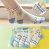 Calcetines para niños, calcetines para niñas, calcetines rosas de caña media con fresas para primavera y otoño, lindos calcetines de princesa de dibujos animados para niñas mayores