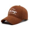 Nova boina de veludo para outono e inverno, masculina e feminina, chapéu de beisebol fashion casual para viagem, chapéu quente bordado com letras para casais