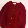 Roupa de Ano Novo: Casaco de tricô vermelho para mulheres, estilo outono e inverno, chique casual, toque de alta qualidade, cardigã de tricô grosso