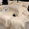 Conjunto de cama de luxo de alta qualidade com quatro peças, feito de algodão de fibra longa de Xinjiang com bordado em cetim, incluindo capa de edredom e conjunto de lençóis
