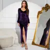 Vestido de Terciopelo para Mujer con Escote en V y Cintura Elástica, Estilo Europeo y Americano Transfronterizo, Otoño e Invierno 2024, Falda Larga que Cubre la Cadera