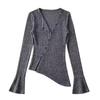 Diseño de Chica Americana Sexy Botonadura Diagonal Cuello en V Tejido de Punto para Mujer 2023 Otoño Nuevo Ajuste Slim Asimétrico Top de Manga Larga