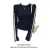 Camiseta Listrada Ribbed Chic de Seda de Caranguejo Wubi com Mangas Longas para Mulheres, Top de Camada Interna Raglan Slim Fit Outono/Inverno