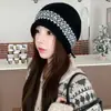 Gorro de Punto Fair Isle Retro para Mujer Otoño Invierno Cálido Protección para Orejas Gorro Holgado Versátil Adelgazante para la Cara Estilo Japonés Gorro de Lana para el Frío