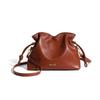 Bolso Cubo Retro Sencillo para Mujer 2026 Invierno Nuevo Estilo Bolso Cubo Sencillo de Nicho de Moda Bolso de Hombro Cruzado