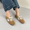 Sapatos de Solado Fino Novos Primavera 2025 Sapatos de Treino Alemães Moda Casual Retrô Sapatos Femininos Esportivos Retrô