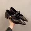 Pedido 2026 Sapatos Mary Jane Retro de Cano Baixo Nova Coleção Outono/Inverno Sapatos Femininos com Salto Grosso Bico Fino Tamanho Grande Sapatos para Saia Fechamento com Cadarço com Tira Única
