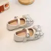 Zapatos de Cuero con Lazo Estilo Coreano para Niñas 2026 Nueva Llegada Primavera/Otoño Moda para Niñas Zapatos Individuales Brillantes Zapatos de Cuero Versátiles para Bebé Niña