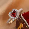 Joyería de Comercio Exterior Anillo con Forma de Corazón Transfronterizo, Anillo con Forma de Corazón de Diamante Rosa con Piedra Preciosa de Turmalina Imitación, Anillo Completo de Diamantes, Fresco y Dulce