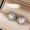 Anillo Abierto Geométrico Cuadrado con Perla Shijia Redonda Perfecta y Diamantes Completos para Mujer, Elegante, de Nicho, Exquisito, de Gama Alta, Versátil
