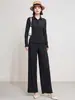 Conjunto de dos piezas plisado de color liso de alta gama para otoño: Camisa de cuello ajustada y pantalones de pierna ancha fluidos de cintura alta para un look estilizado en el lugar de trabajo.