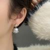 Pendientes de botón con cuentas de aguja de plata S925, diseño de nicho de dos piezas, pendientes de temperamento simple, pendientes populares en internet 2024