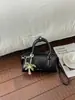 Bolso de mano de alta gama transfronterizo tipo bolsa almohada para mujer, nuevo diseño súper popular tipo Boston, bolso casual de hombro y cruzado