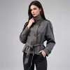 Comercio Exterior Transfronterizo Ropa de Mujer 2026 Nuevo Abrigo Corto Impermeable con Cuello Alto, Doble Botonadura y Cinturón, Chaqueta Versátil para el Trabajo y el Viaje