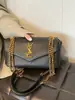 Bolso Pequeño Cuadrado de Alta Gama para Mujer 2026 Nuevo de Moda Versátil Bolso Cruzado con Cadena al Hombro Moda Coreana Bolso de Axila Tipo Nube