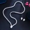 Collar Ins Gota de Agua Simple Zirconio Escote en V Cadena Hueso de Serpiente Pendientes Adelgazantes Set Nupcial Femenino Boda de Oriente Medio Novia