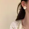 Brincos Studs de Camélia Light Luxury Femininos Coreia do Sul Celebridade da Internet Brincos Elegantes 2025 Novos Quentes Joias de Orelha de Nicho de Alta Qualidade