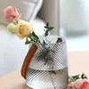 Vaso Grande de Vidro Transparente Embossado com Alça para Arranjo de Flores, Flores Secas e Hidroponia, Adequado para Rosas e Cravos, Decoração de Hall de Entrada, Flores Secas