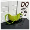 Atacado Transfronteiriço Suede Retrô Bolsa Croissant, Novo Estilo Coreano Nicho Ins Bolsa Dumpling, Bolsa de Ombro Transversal Tendência