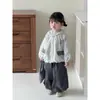Casaco corta-vento fino com estampa de urso para meninas, Blusa fashion de primavera e outono com capuz fofo para bebês, Jaqueta estilosa infantil