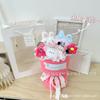 Ramo de muñecas de regalo de San Valentín terminado con dibujos animados de oso de mantequilla, perro paqia, regalo de cumpleaños, floristería al por mayor
