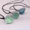 Colgante de Piedra Bruta de Cristal Natural Fluorita Verde Natural Mineral Aleatorio Joyería Pequeña Regalo Piedra Bruta de Fluorita Azul