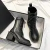 Versión de piel de vaca~botas Ann Martin para mujer 2024 otoño e invierno nuevas versátiles estilo británico piel auténtica botas de motociclista tacón alto botines para mujer