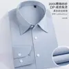 Camisa masculina de manga longa 200S 100% algodão pronta para usar, não amassa, estilo italiano, colarinho grande pontudo, botões ocultos, camisa masculina branca de alta qualidade