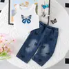 Conjunto de Verano Estilo Europeo y Americano para Niñas Baoxin: Chaleco sin mangas de mariposa + Jeans bordados vintage, de moda directo de la fábrica fuente
