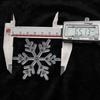 Adornos navideños, ropa, accesorios, polvo navideño, transparente, 6,5 cm, pequeños copos de nieve colgantes.