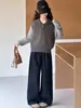 Conjunto de dos piezas de suéter para niñas, colección otoño 2026, top de punto patchwork a rayas y jeans para niños mayores