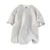 Camiseta Curta Masculina Verão Nova Marca Tendência Design Americano de Rebites High Street Costura Desconstruída Nicho Top Solto