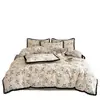 Juego de ropa de cama de alta gama Clase A 100% algodón 60 hilos de cuatro piezas hecho de algodón de fibra larga de Xinjiang, funda de edredón de algodón puro, sábana plana y sábana bajera