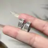 Brincos Geométricos em Forma de V com Zircônias Full Border Dazzling para Mulheres, Versáteis e Elegantes com Strass, Toque de Luxo Leve e High-End