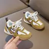 Sapatos Infantis 2026 Outono Novo Estilo Tênis Esportivos Infantis Sapatos de Treino Alemães para Meninas Estilo Coreano Versátil Tendência Calçados Casuais