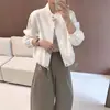 Jaqueta simples estilo coreano com gola alta para mulheres, comprimento curto, coleção de outono de 2026, moderna, versátil, modelagem solta, top jaqueta que rejuvenesce, tendência