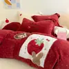 Nuevo conjunto de cuatro piezas de alta calidad, de moda para otoño/invierno, con tejido de terciopelo de leche engrosado, estampado de leopardo, aplique de dibujos animados y diseños bordados para abrigarse