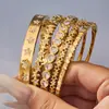 Pulsera Geométrica de Corazón con Diseño de Nicho Ins Pulido Alto Circonita Incrustada Pulsera con Cierre de Lujo Ligero Joyería de Acero Inoxidable