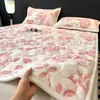 Colcha gruesa de pelo de conejo para invierno, colcha acolchada estilo tatami retro y juego de sábanas con forro polar (conjunto de tres piezas)