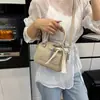 Bolso de Concha de Verano Elegante y de Moda para Mujer 2025 Nuevo Color Sólido Versión Coreana Bolso de Hombro Único Bolso Cruzado Versátil
