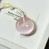 Colgante de Paz Flor de Durazno de Seda Dorada de Xinjiang, Adorno Colgante de Paz Ágata Ojo de Gato Verde de Tianshan, Fuente de Suministro para Transmisiones en Vivo