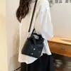 Bolsa de Mão com Design Personalizado de Nicho Coreano Nova Moda Casual Feminina Bolsa Camisa 2025 Bolsa Transversal Simples Tendência