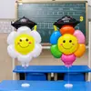 Temporada de Graduación Doctor Girasol Pin Mesa Globo Flotante Palo de Mano Margarita Escuela Jardín de Infancia Foto Ambiente Accesorios