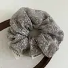 Goma para el pelo tipo scrunchie bordada con encaje estilo coreano, con un tacto de alta gama, presenting un diseño de flor de tela calada para coletas