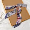 Bufanda de Seda Retro Francesa Primavera y Otoño para Mujer Lazo Largo para Bolso Cinta Flor de Lazo Estilo Extranjero Moda Diadema Larga Pequeña