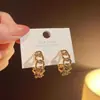 Pendientes Redondos Huecos de Zirconia Chapados en Oro Real de 14K Lujo Accesible Pendientes Personalizados Simples y Versátiles de Gama Alta de Nicho para Mujer
