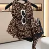 2026 Estilo Coreano Chica Dulce Moda Callejera Estampado de Leopardo Fresco Espalda Descubierta Halter Sin Mangas Conjunto de Shorts Súper Lindo para Chica