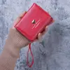 Carteira Feminina Transfronteiriça com Zíper e Fecho 70% de Desconto Estilo Curto Multifuncional Bolsa de Mão Fashion com Múltiplos Porta-Cartões Porta-Cartões Clutch